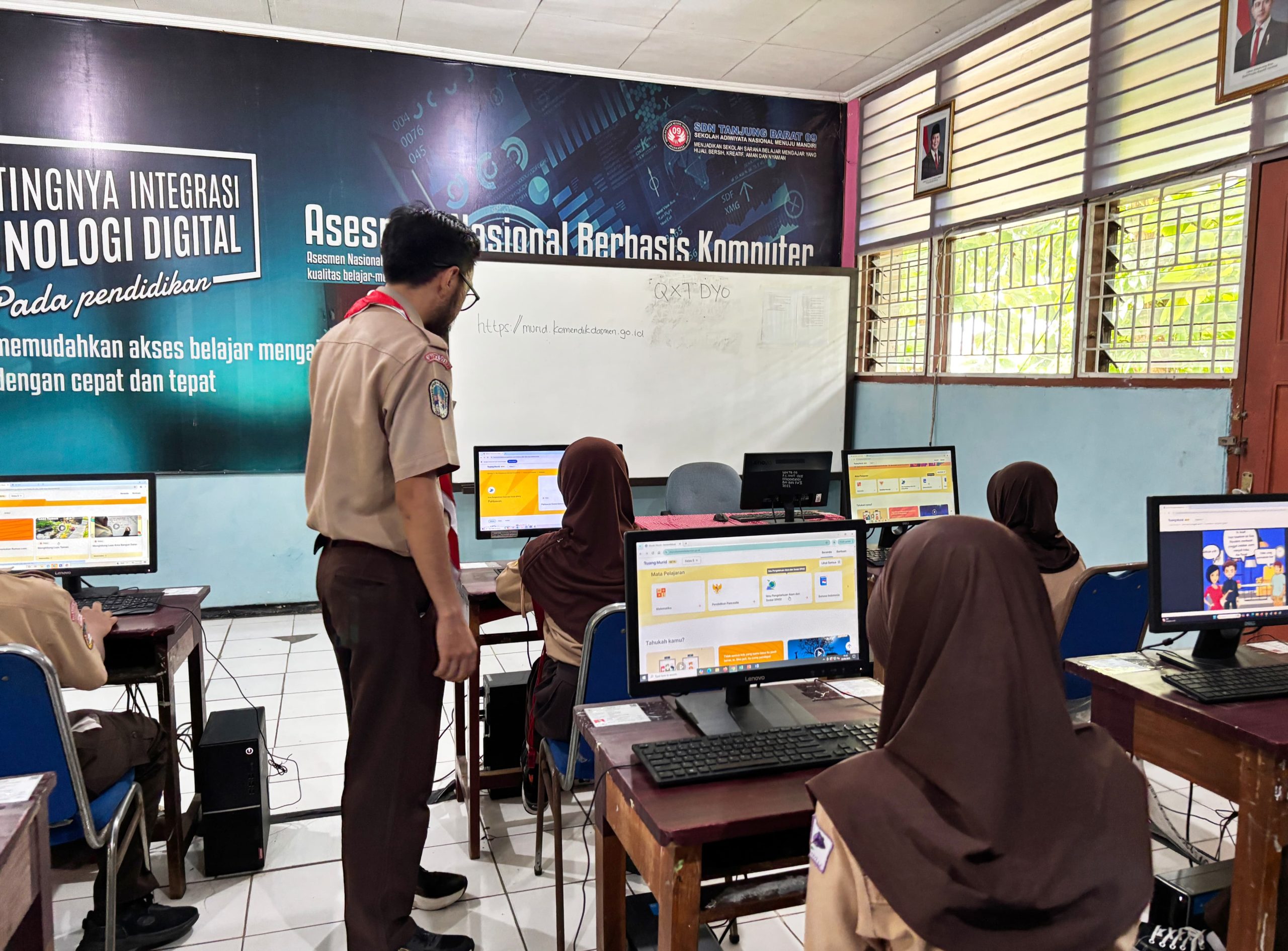 Aplikasi Ruang Murid Buka Akses 1.800 Materi Pelajaran Gratis dari PAUD Hingga SMA