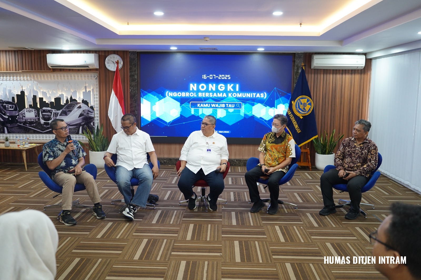 Ditjen Intram Bersama Komunitas Wujudkan Transportasi Umum Ideal