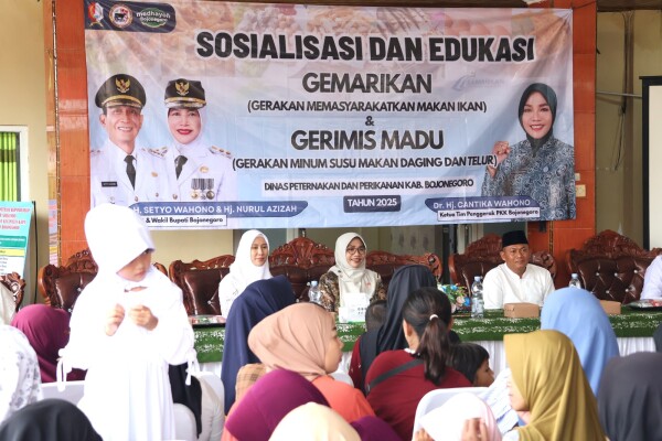 Cegah Stunting di Bojonegoro , Ketua Tim Penggerak PKK Perkuat Gizi Dengan Program Gerimis Madu dan Ikan