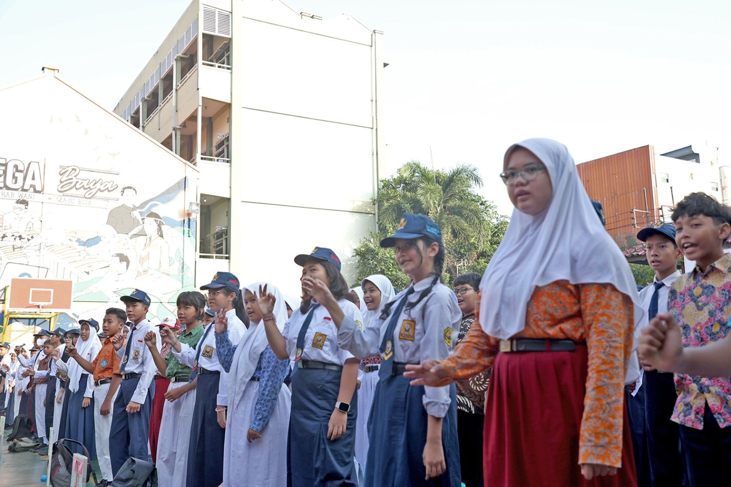 Surabaya Perketat Benteng Digital di Sekolah: Gandeng Densus 88, Guru Diwanti-wanti Deteksi Radikalisme