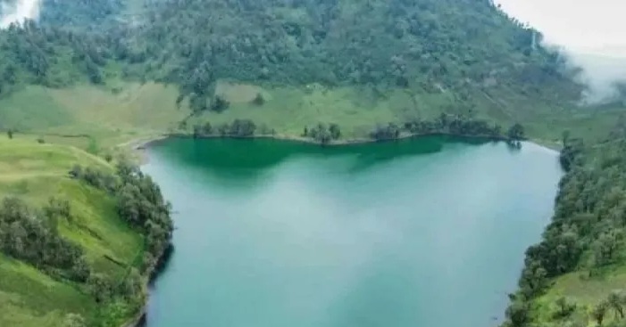 129 Pendaki Gunung Semeru Aman, Dievakuasi dari Ranu Kumbolo Pasca-Erupsi