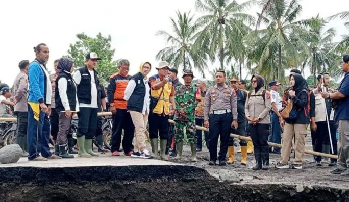Bupati Lumajang Prioritaskan Keselamatan dan Pemulihan Pascabanjir Lahar Semeru