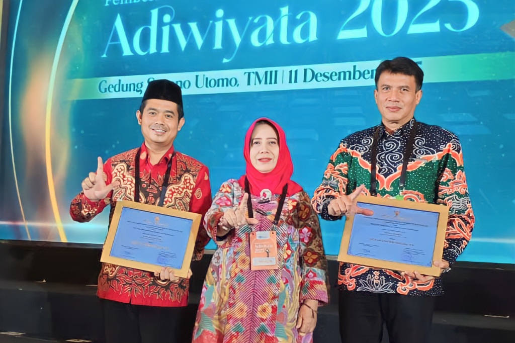 Penghargaan Adiwiyata Lumajang 2025, Sekolah Ditegaskan Jadi Garda Depan Krisis Iklim Bukan Sekadar Tempat Belajar