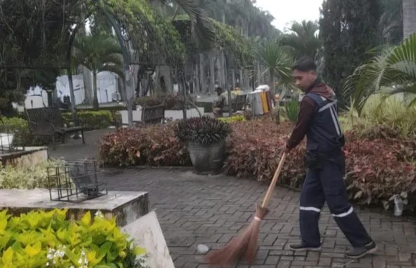 Lonjakan Sampah Tahun Baru, DLH Kota Malang Perpanjang Jam Operasional Petugas