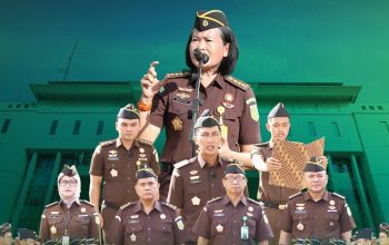 Asdatun Kejati Jatim Kobarkan Semangat Kerja dan Soliditas Pegawai dalam Apel Pagi