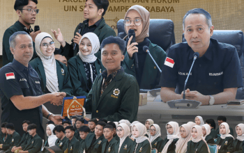 Persiapkan Generasi Penegak Hukum Masa Depan, Kejati Jatim Edukasi Ratusan Mahasiswa Hukum UINSA